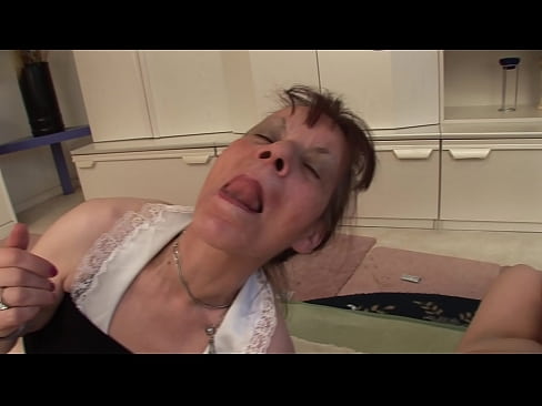 ❤️ To bedstemødre og en bedstefar har en trekant ❤️ Sex at da.porn-mz-com.ru ❌️❤